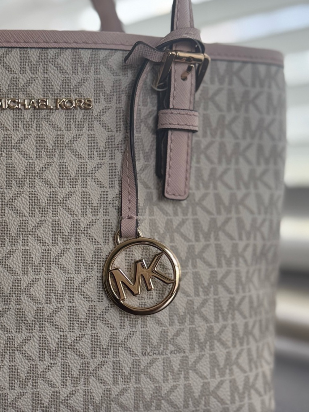 Michael Kors Pink MK Signature Canvas Tote with Gold Hardware - Picture 2 of 6